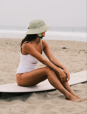 seaweed print surf hat