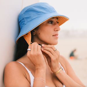 blue and tangerine surf hat